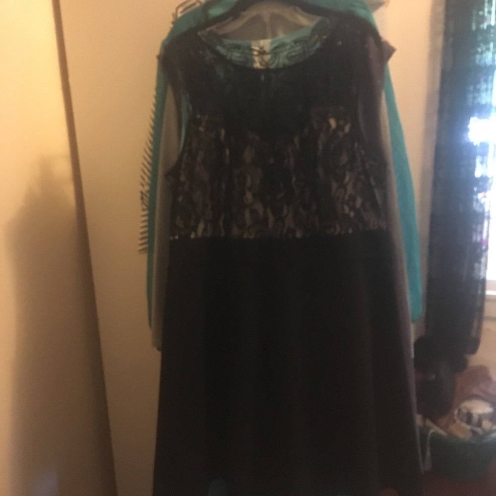 Dress Lace